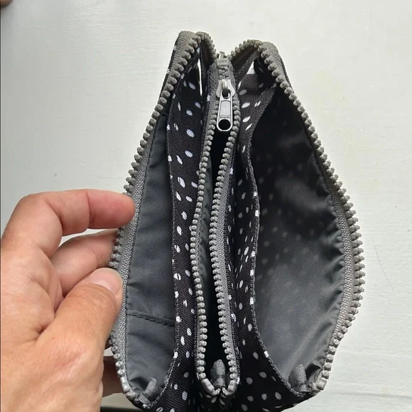 ORI London Carnaby Wallet in Recycled nylon canvas - Picture 3 of 5